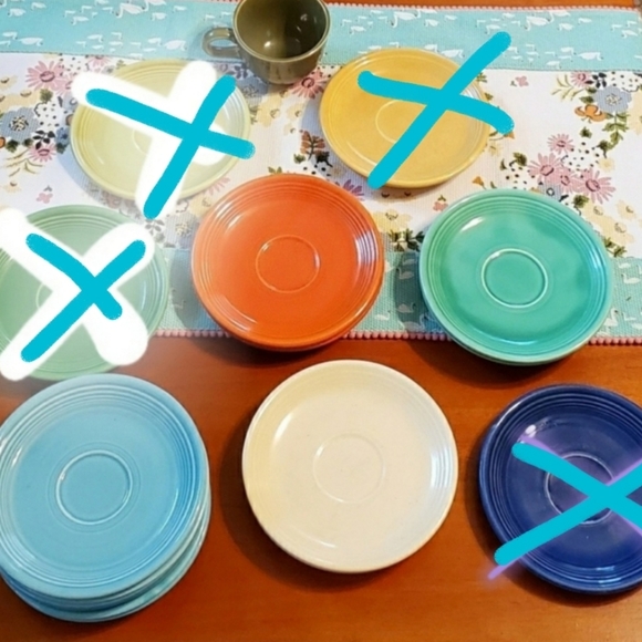 Set of 3 Vintage Fiestaware Dishes - Picture 5 of 7